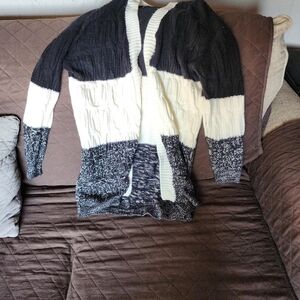 SHEIN Black and White Knit Cardigan